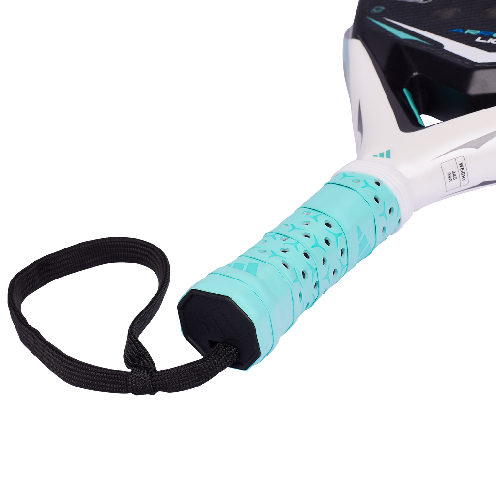 adidas Arrow Hit Light by Ari Sánchez