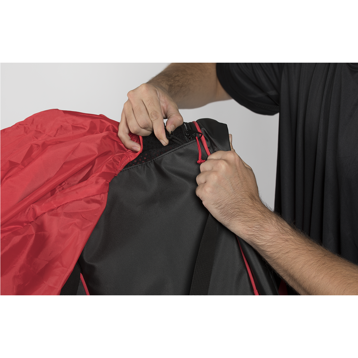 adidas Multigame Black Racket Bag Ale Galán - Black/Red 2026